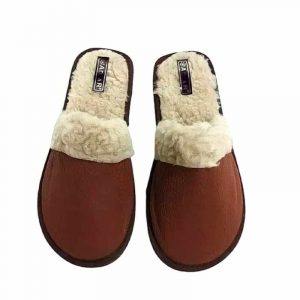 Pantufla Adulto Con Corderito - Marrón